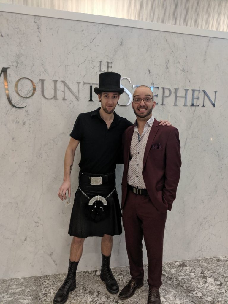 Avec l'artiste DJ Phoenix Lord au Mount Stephan Club | 2019